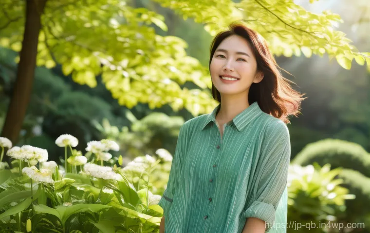 정보 다이어트법을 위한 일주일 계획 - **Initial Digital Detox Realization**
    A serene, candid portrait of a Japanese woman in her late ...